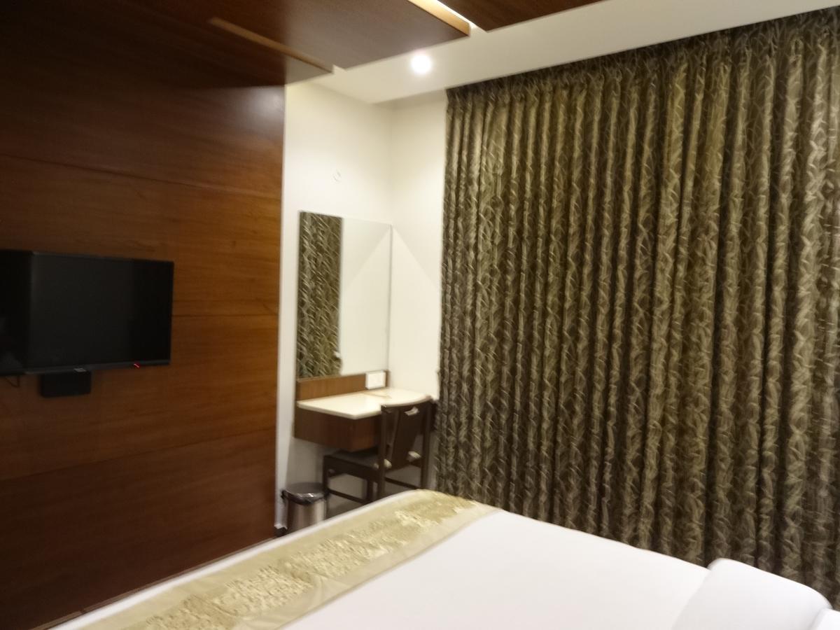 فندق شانز Tiruchirappalli المظهر الخارجي الصورة